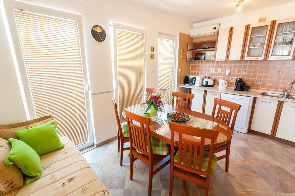 Apartment Mila Krimovica