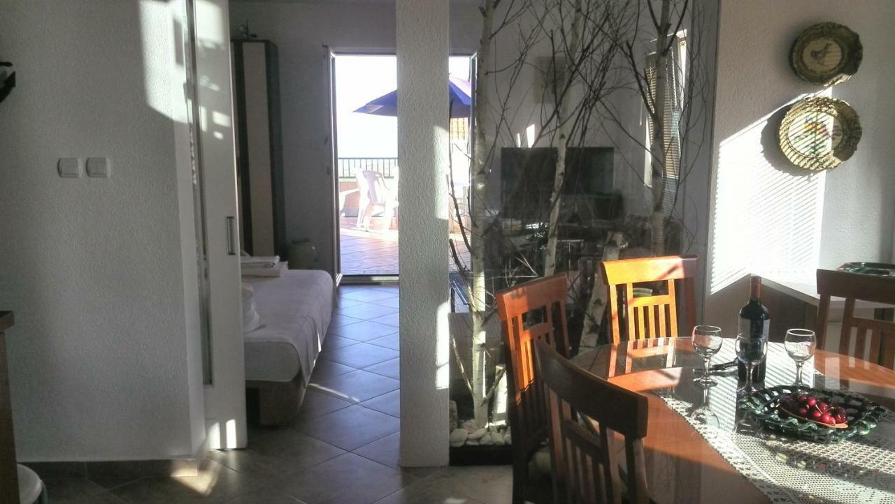 Apartment Mila *